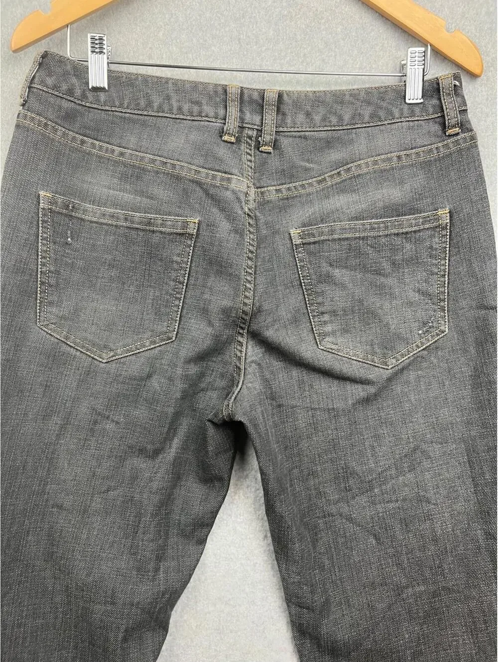 Chicos Denim Jeans Womens M / 8 Classic Platinum Straight Leg Casual Gray